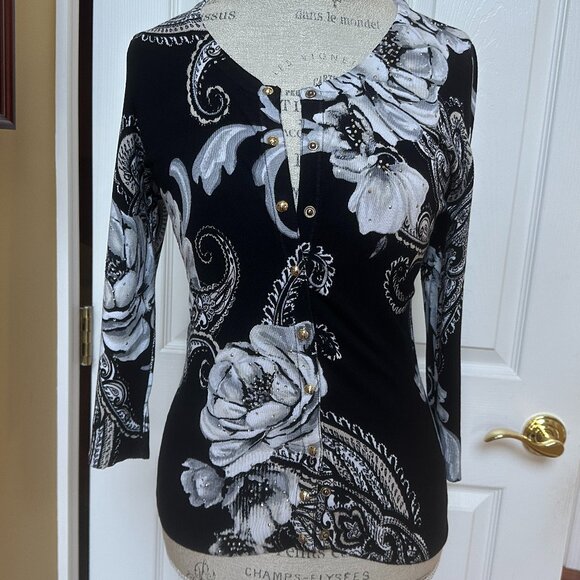 WHITE HOUSE BLACK MARKET FLORAL CARDIGAN W/RHINESTONES:PREOWNED SMALL - Picture 1 of 14
